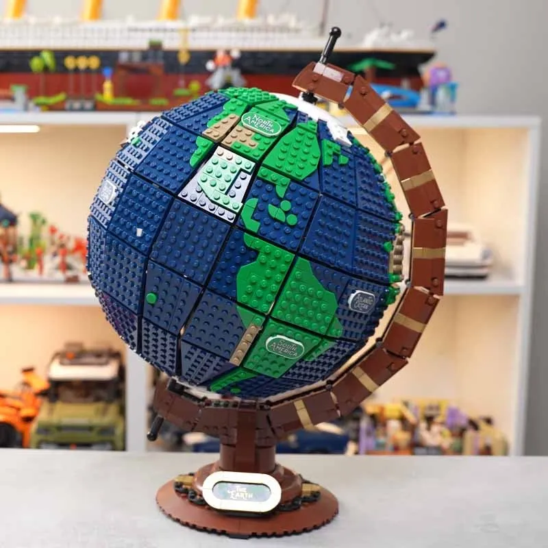 Classic Earth Map 2585PCS brick kit model creative assembly blocks toy boy's birthday gift