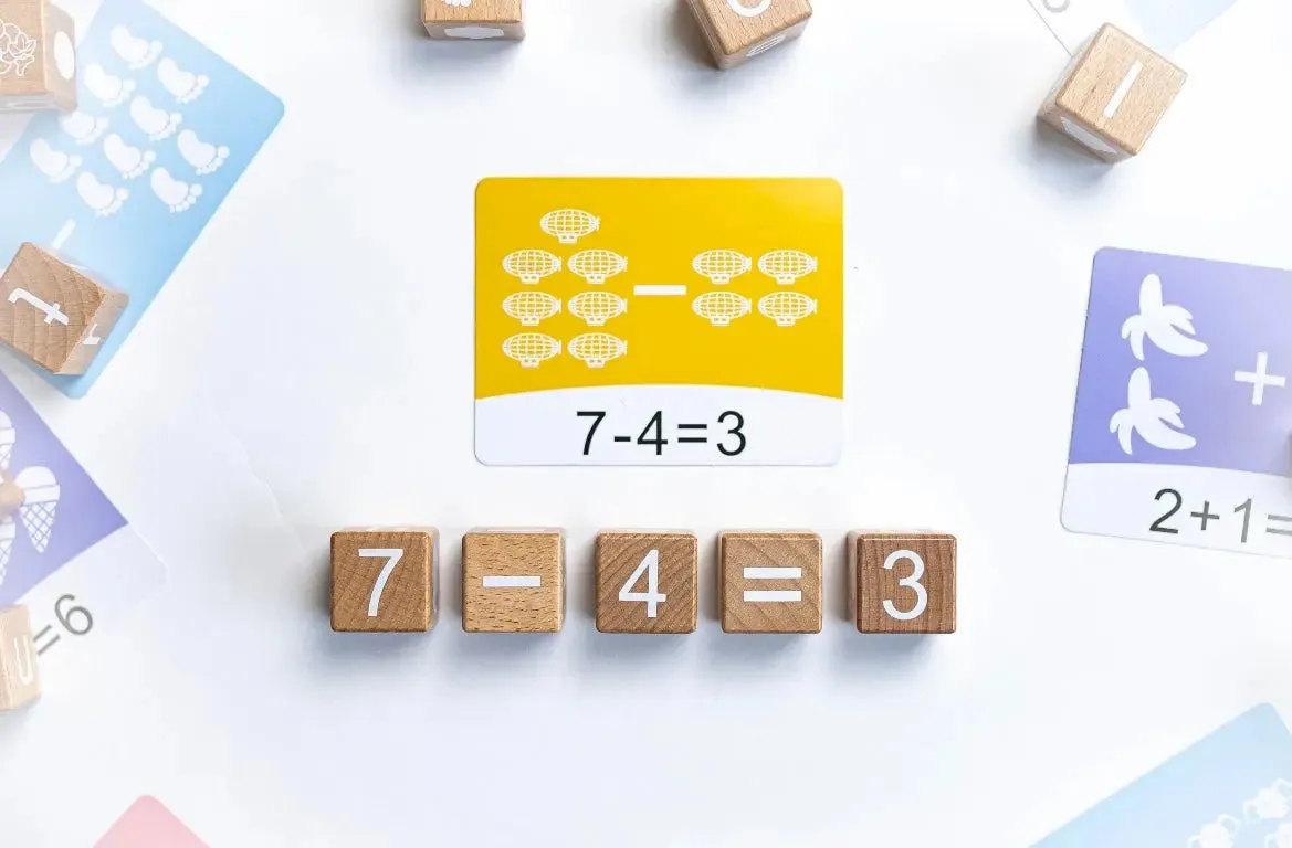 Wooden Spelling & Numbers Learning Blocks with Flashcards